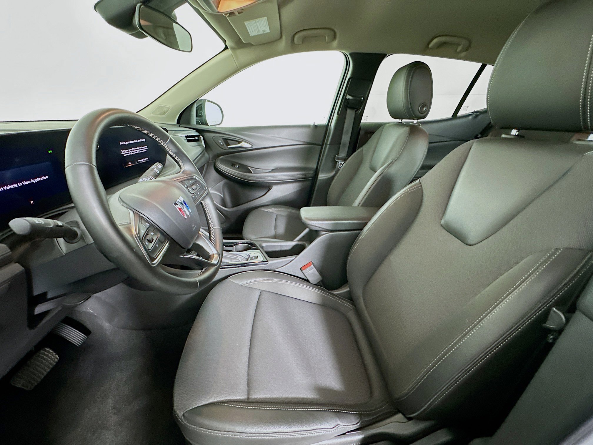 Used 2025 Buick Encore GX Preferred image 13