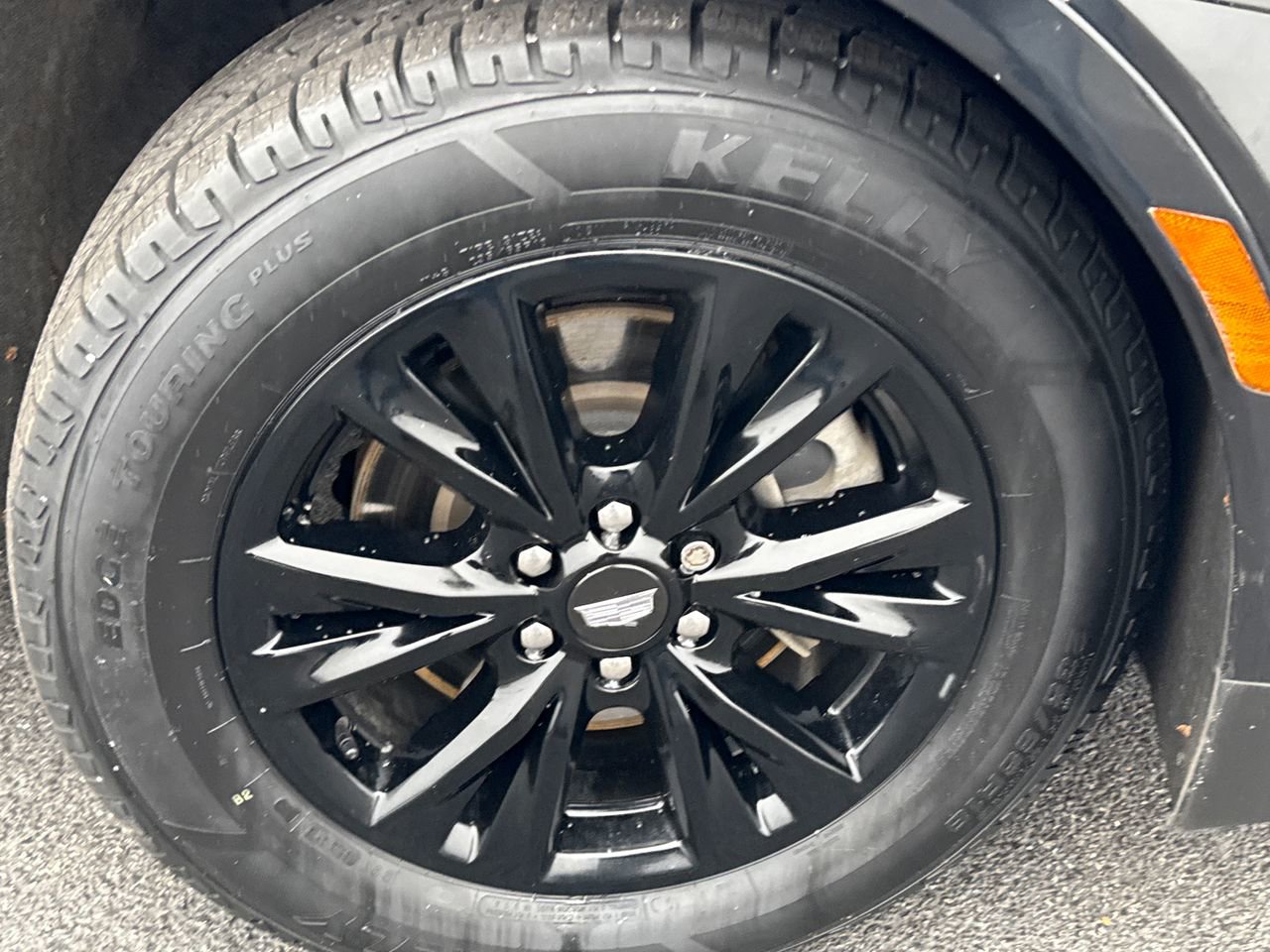 Used 2022 Cadillac XT5 Premium Luxury w/ Technology Package image 9