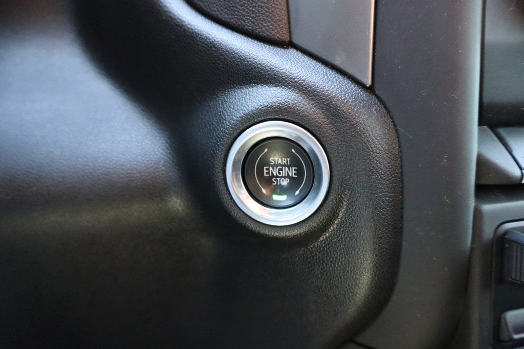 Used 2024 Chevrolet Silverado 2500 Custom w/ Custom Convenience Package image 10