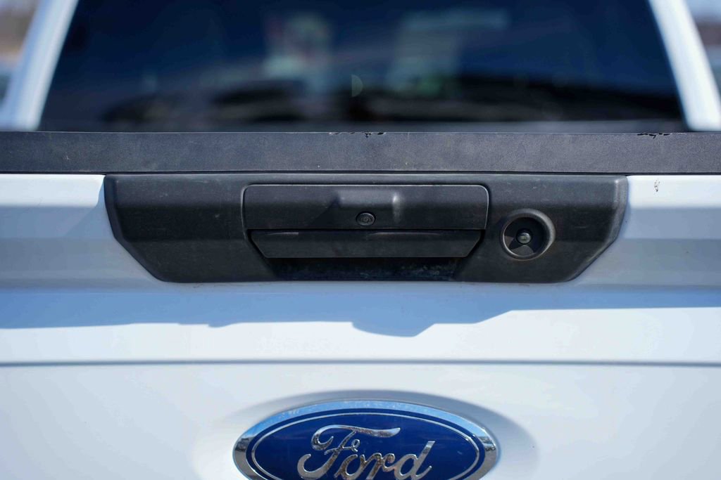 Used 2022 Ford F150 XLT w/ Trailer Tow Package image 11