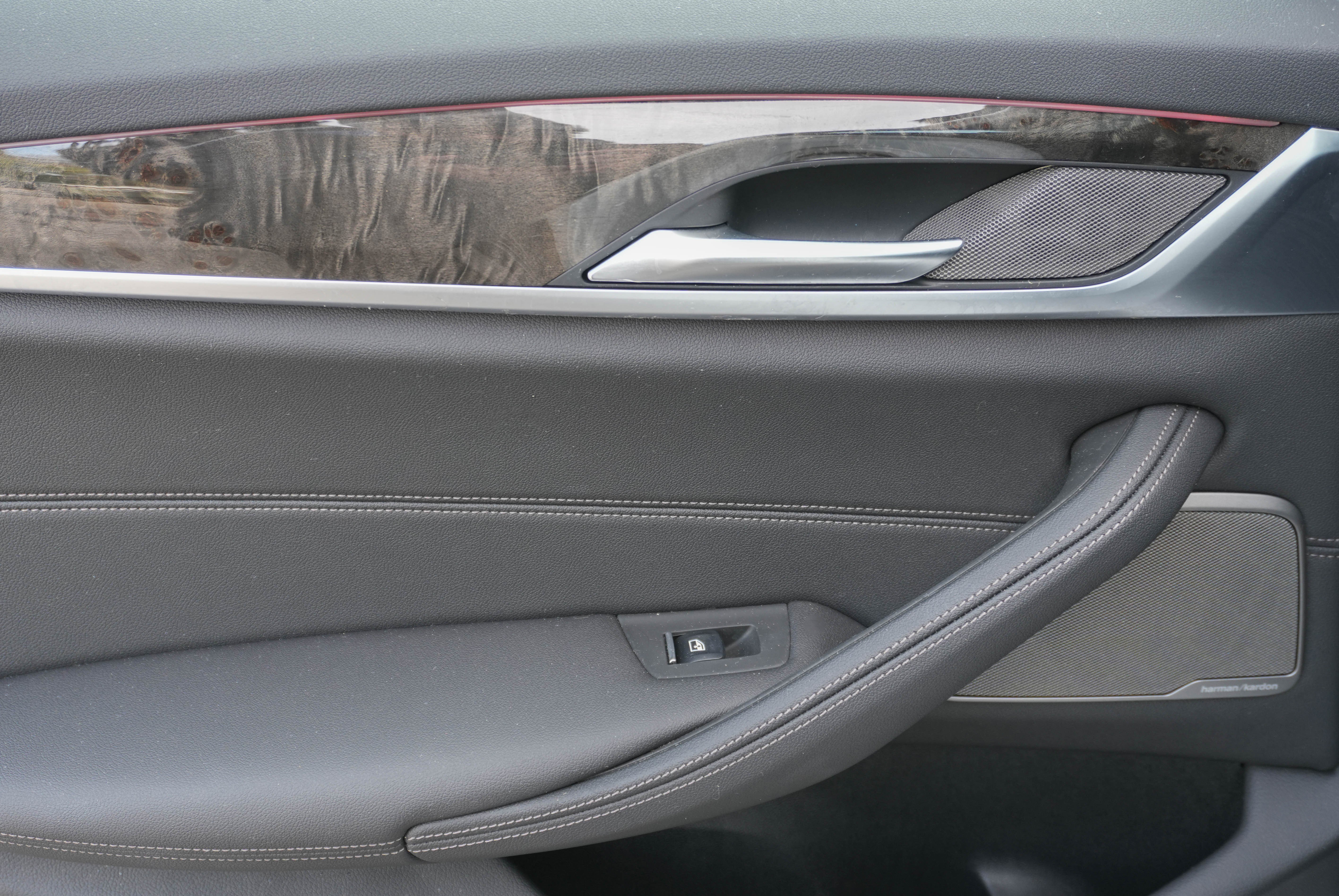 Certified 2023 BMW 530i xDrive w/ Premium Package image 30