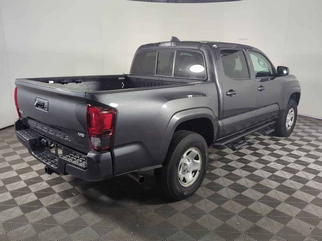 Used 2020 Toyota Tacoma SR AWD/4WD image 8