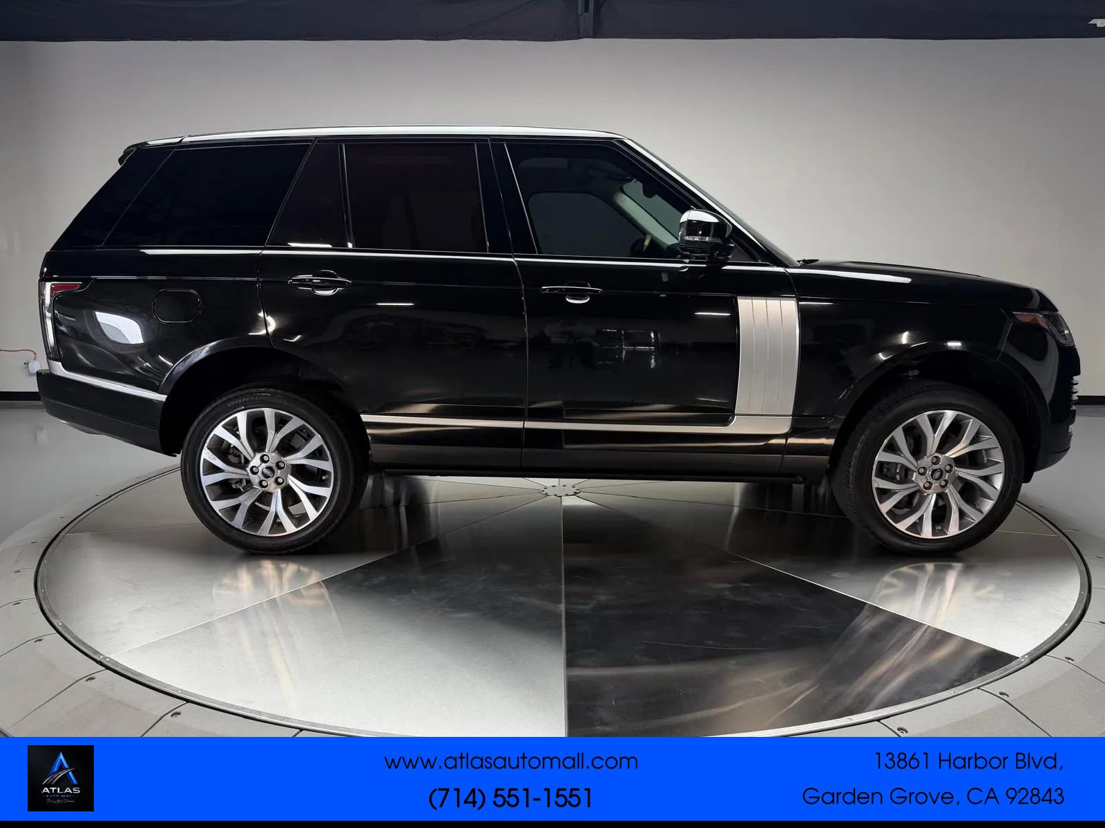 Used 2018 Land Rover Range Rover Supercharged AWD/4WD image 7