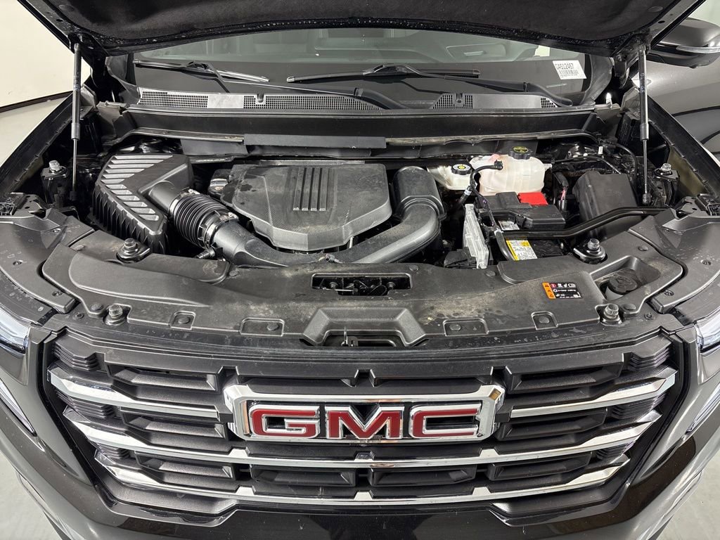 Used 2025 GMC Acadia Elevation image 40