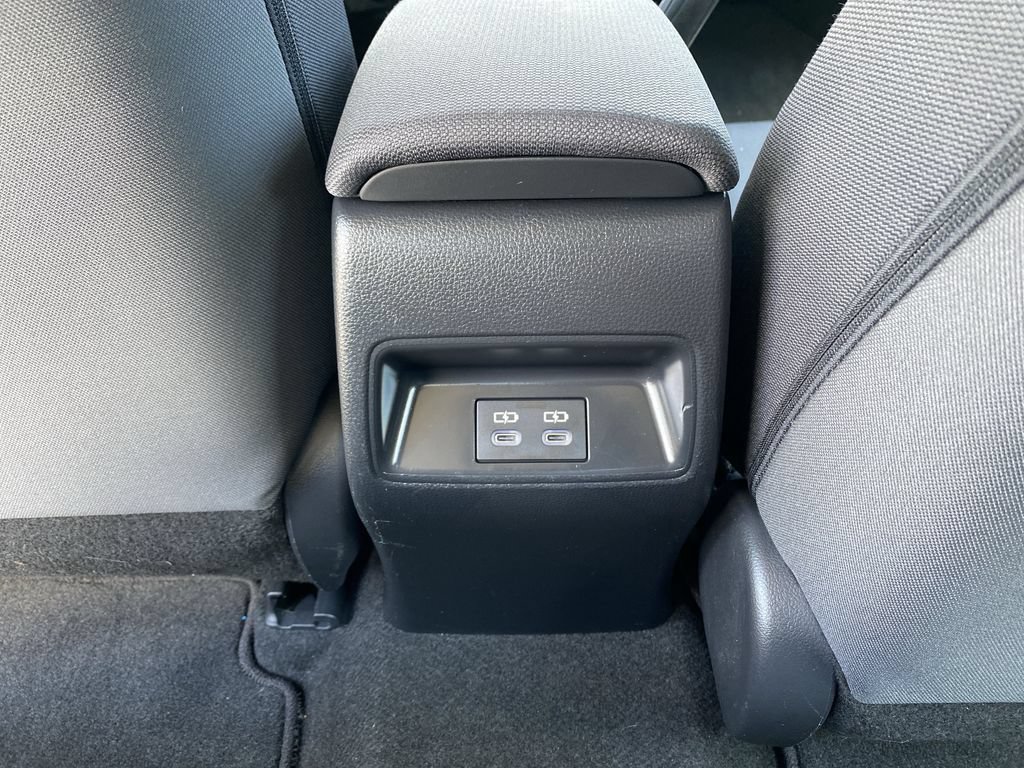 Used 2024 Toyota Corolla LE FWD image 31