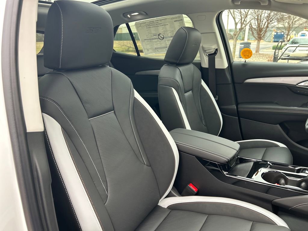 New 2026 Buick Envision Sport Touring image 34