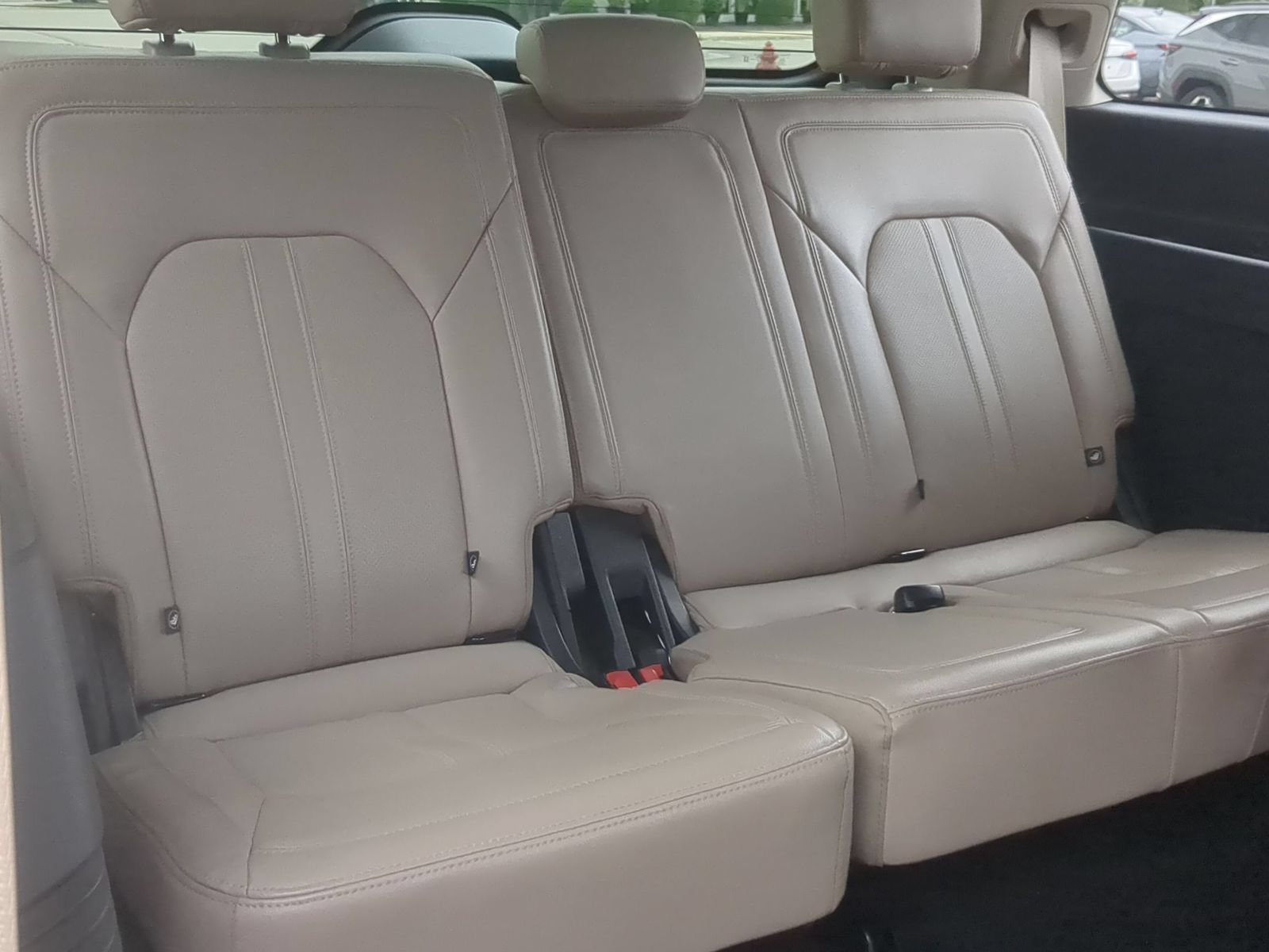 Certified 2024 Ford Expedition Limited RWD image 36