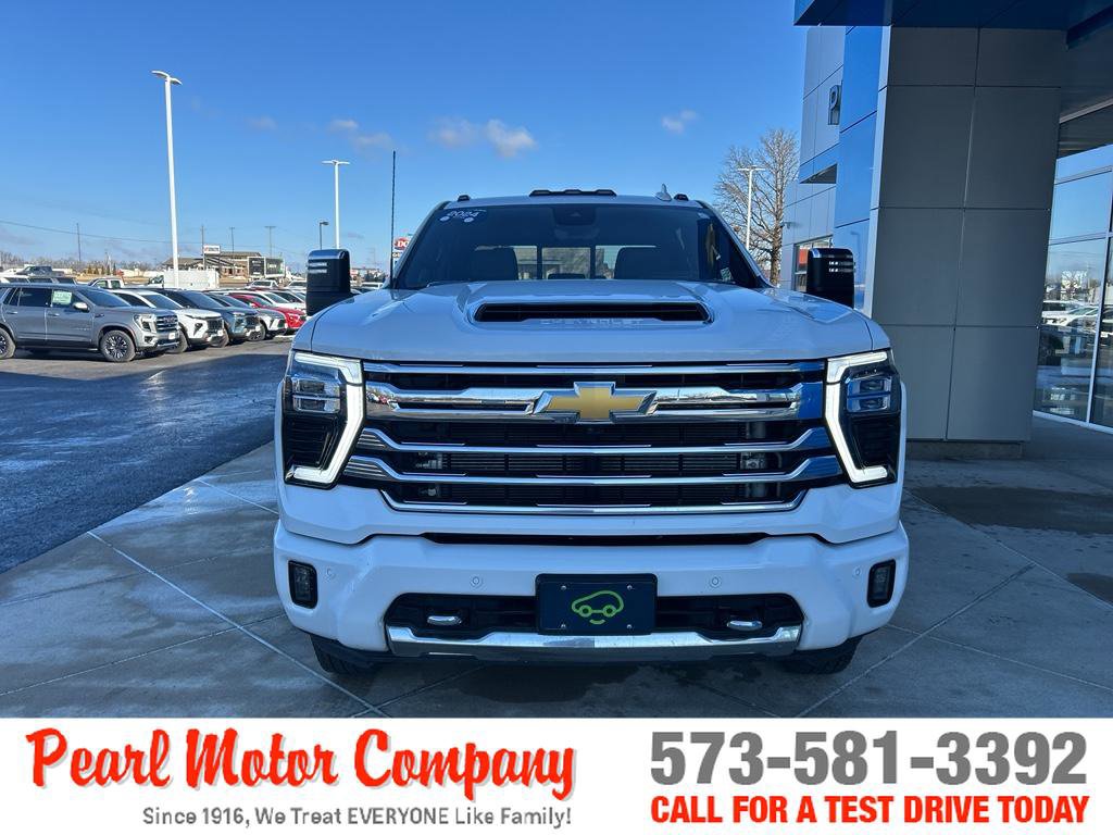 Certified 2024 Chevrolet Silverado 3500 High Country w/ Technology Package image 2