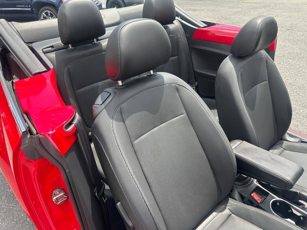 Used 2014 Volkswagen Beetle 1.8T FWD image 28