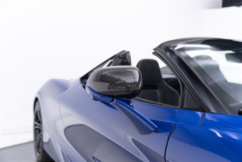 Used 2024 McLaren 750S Spider RWD image 24