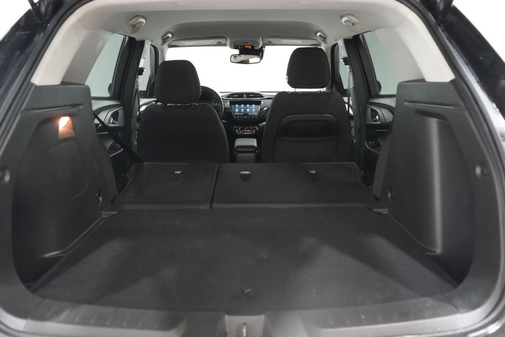 Used 2022 Chevrolet TrailBlazer LT w/ Convenience Package AWD/4WD image 39