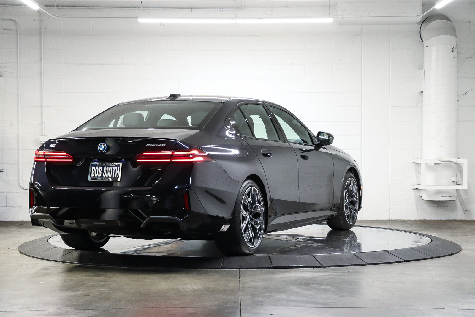 New 2027 BMW i5 eDrive40 w/ M Sport Package RWD image 6
