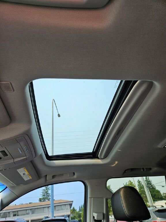 Used 2018 Chevrolet Tahoe Premier w/ RST 6.2L Performance Edition image 22