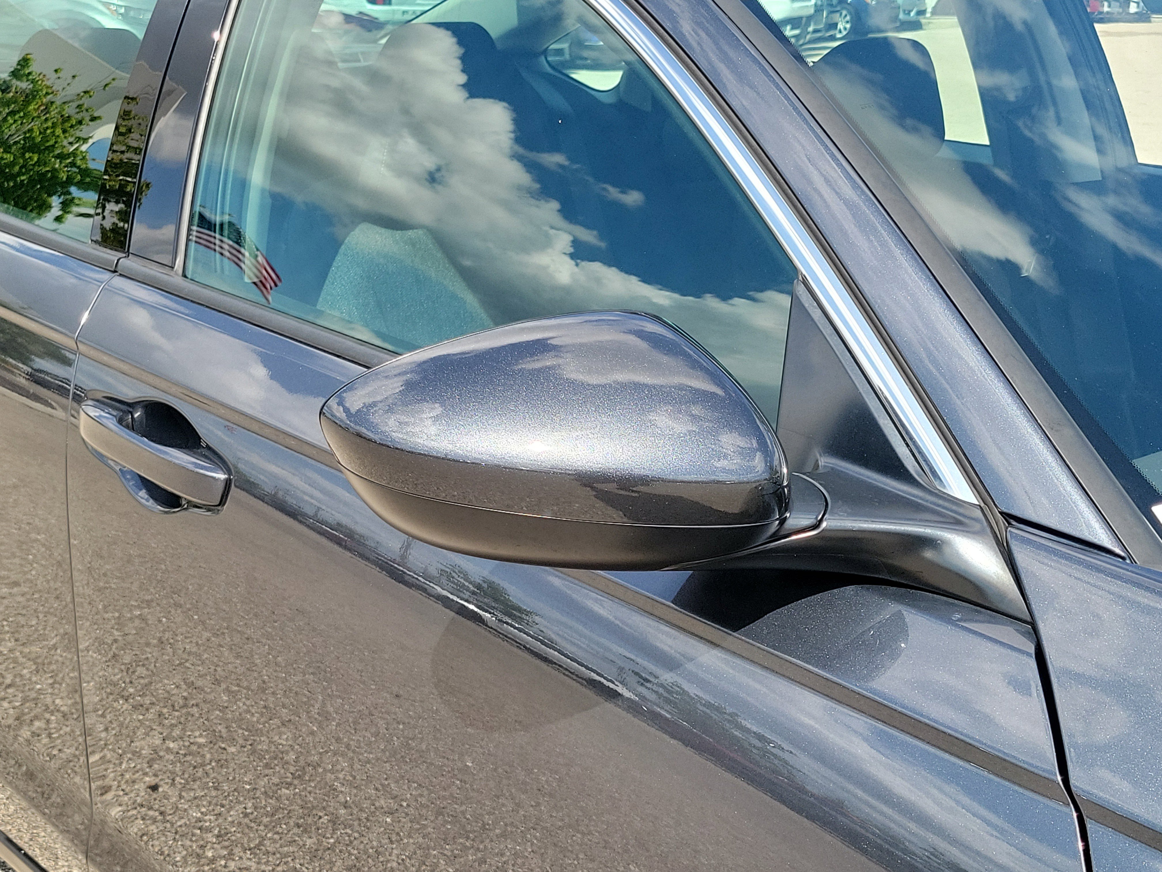 Used 2023 Honda Accord EX image 8