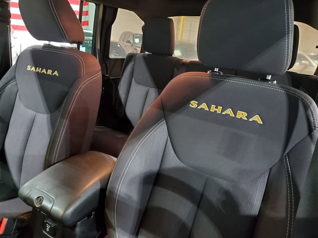 Used 2014 Jeep Wrangler Unlimited Sahara w/ Connectivity Group image 37