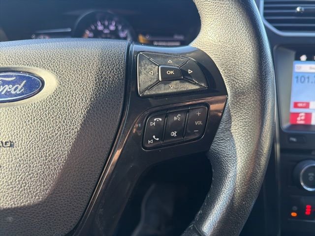 Used 2017 Ford Explorer XLT w/ Equipment Group 202A image 20