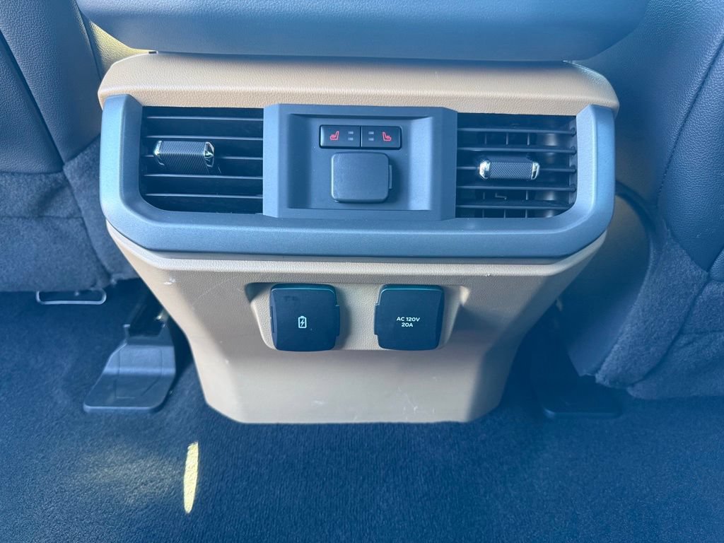 Used 2022 Ford F150 Lariat w/ Equipment Group 502A High AWD/4WD image 47