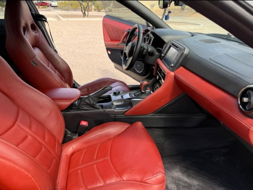 Used 2020 Nissan GT-R Premium w/ Premium Interior Package AWD/4WD image 22