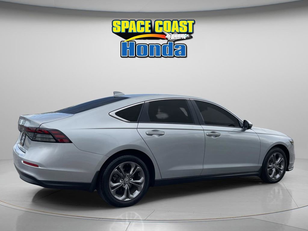 Used 2024 Honda Accord EX image 10