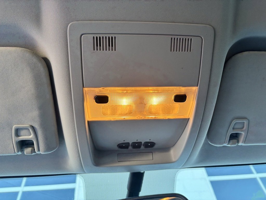 Used 2010 Chevrolet Silverado 2500 LT w/ Interior Plus Package image 22