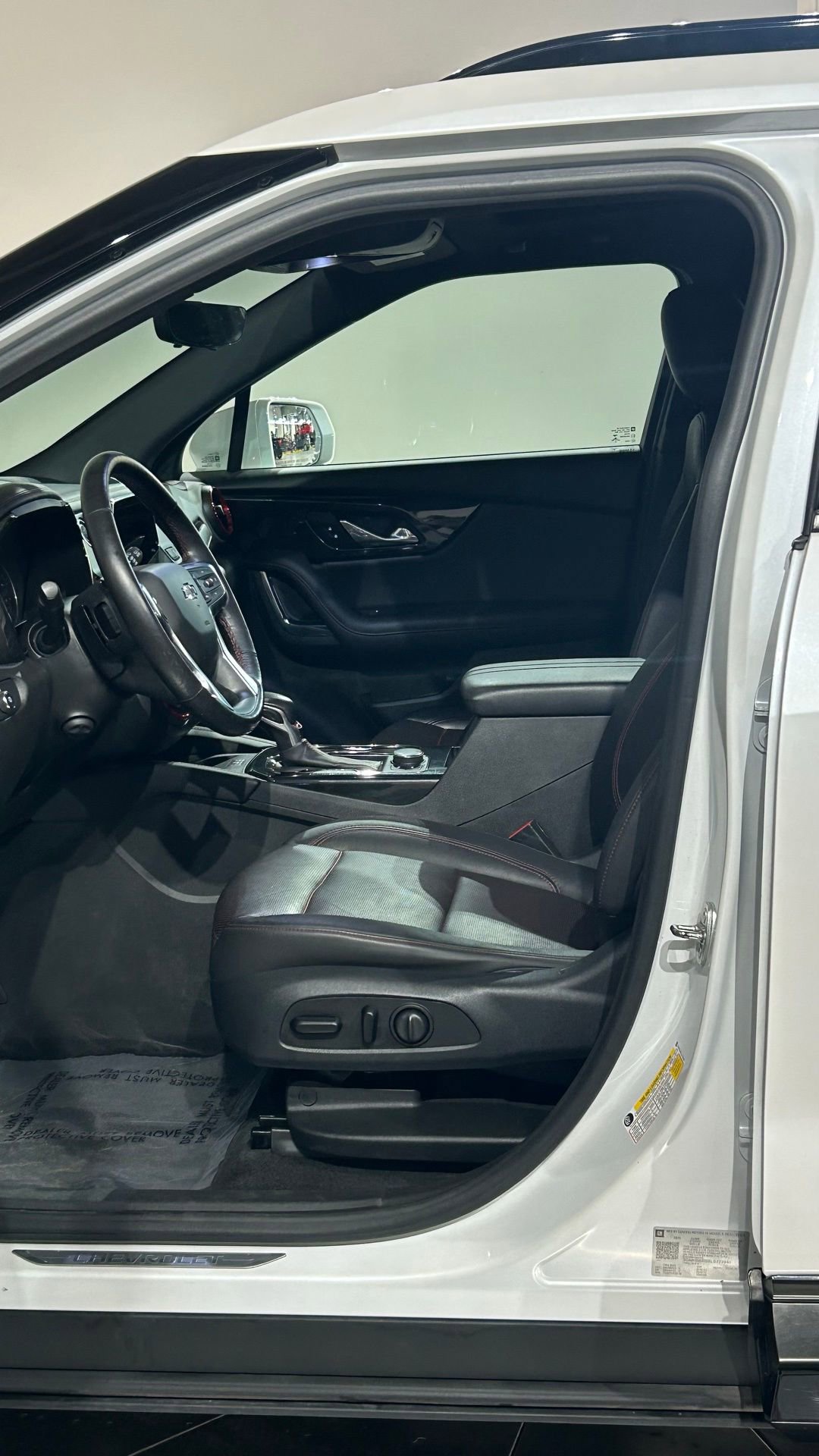 Used 2020 Chevrolet Blazer RS image 42