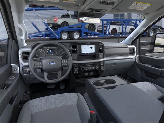 New 2026 Ford F350 4x4 Regular Cab Super Duty image 9