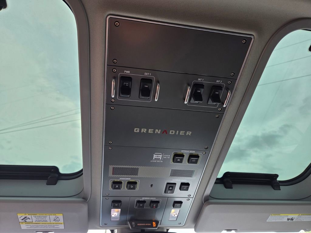 Used 2025 INEOS Grenadier Fieldmaster Edition image 26