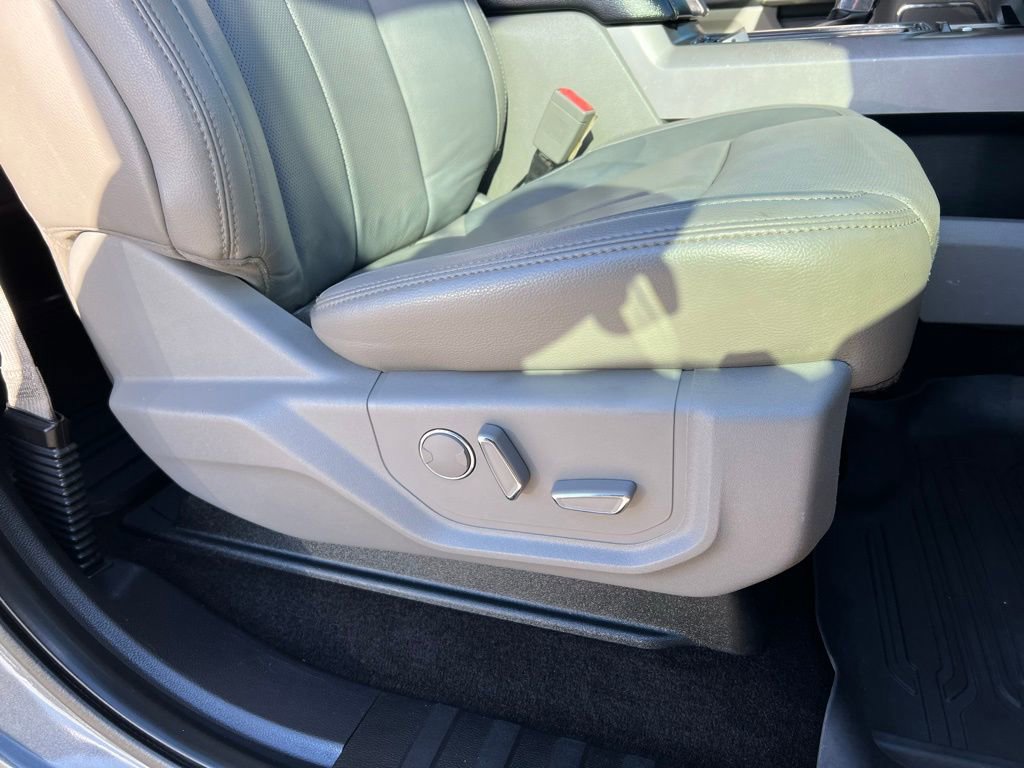 Used 2018 Ford F150 Lariat image 23