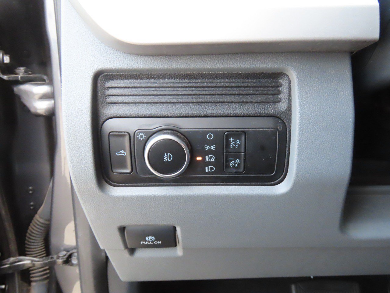 Used 2025 Ford F250 XLT AWD/4WD image 26