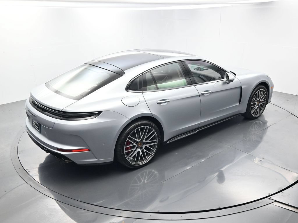 Certified 2026 Porsche Panamera GTS AWD/4WD image 42