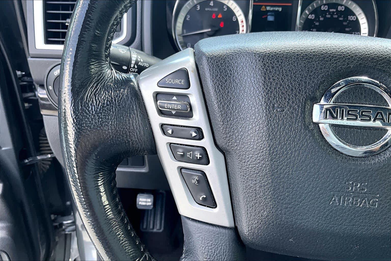 Used 2019 Nissan Titan SV w/ SV Convenience Package AWD/4WD image 23