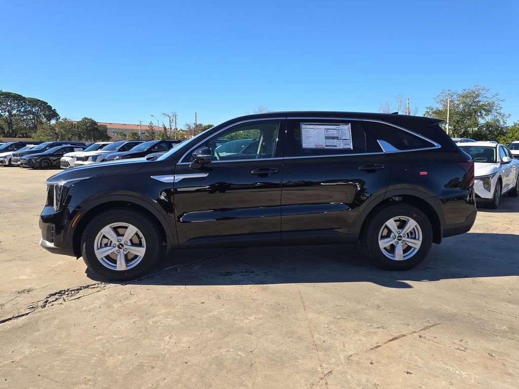 New 2026 Kia Sorento LX FWD image 5