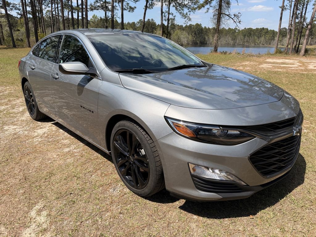 Used 2024 Chevrolet Malibu LT w/ Sport Edition FWD image 7