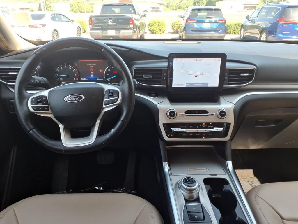 Used 2022 Ford Explorer XLT w/ Equipment Group 202A AWD/4WD image 15