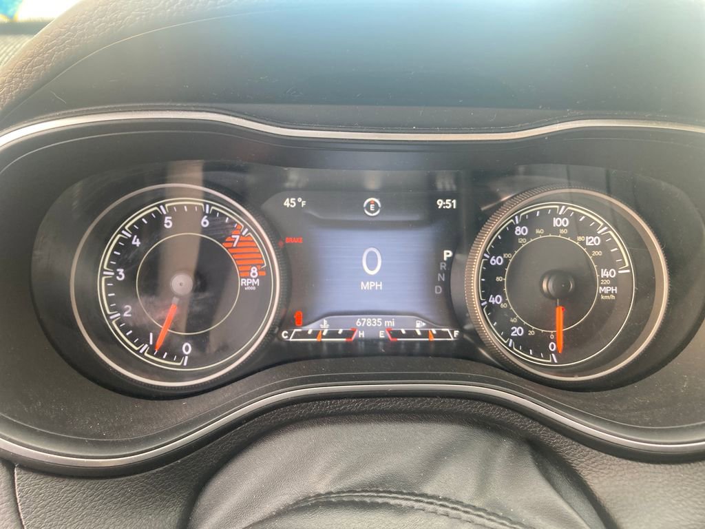 Used 2019 Jeep Cherokee Limited image 19