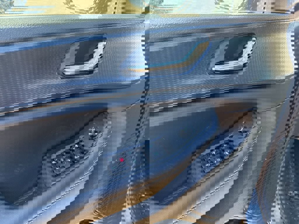 New 2026 Jeep Grand Cherokee Laredo image 19