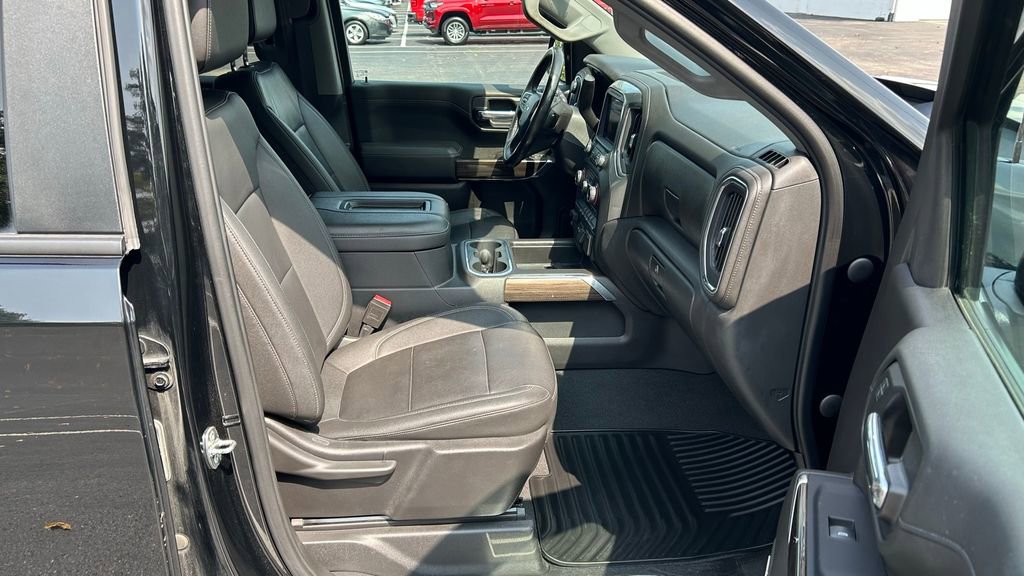 Used 2022 Chevrolet Silverado 1500 RST w/ Convenience Package II image 11