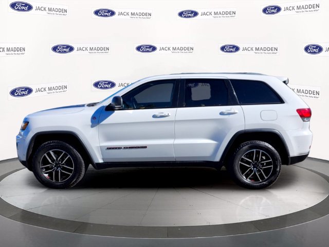 Used 2019 Jeep Grand Cherokee Trailhawk AWD/4WD image 2
