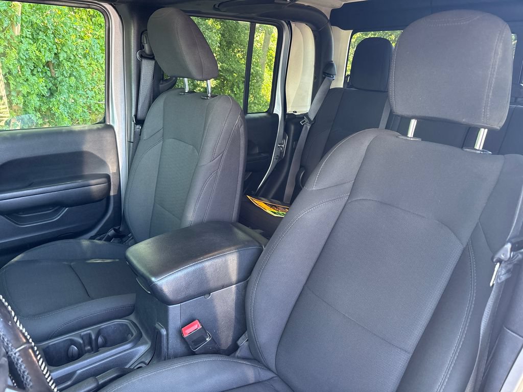 Used 2021 Jeep Gladiator Sport AWD/4WD image 14