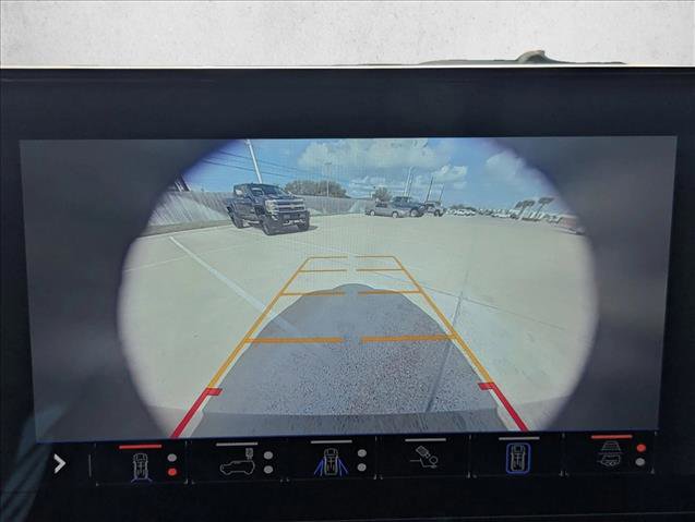 Used 2024 GMC Hummer EV 3X w/ LPO, Illumination Package image 14