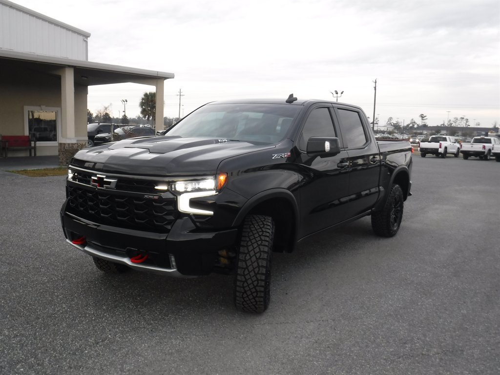 Used 2022 Chevrolet Silverado 1500 ZR2 w/ Technology Package image 30