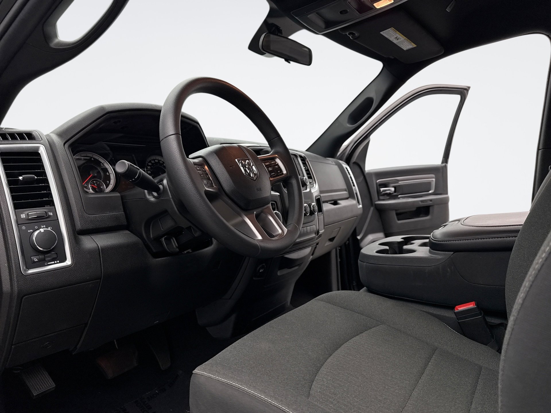 Used 2022 RAM 1500 Classic Warlock image 10