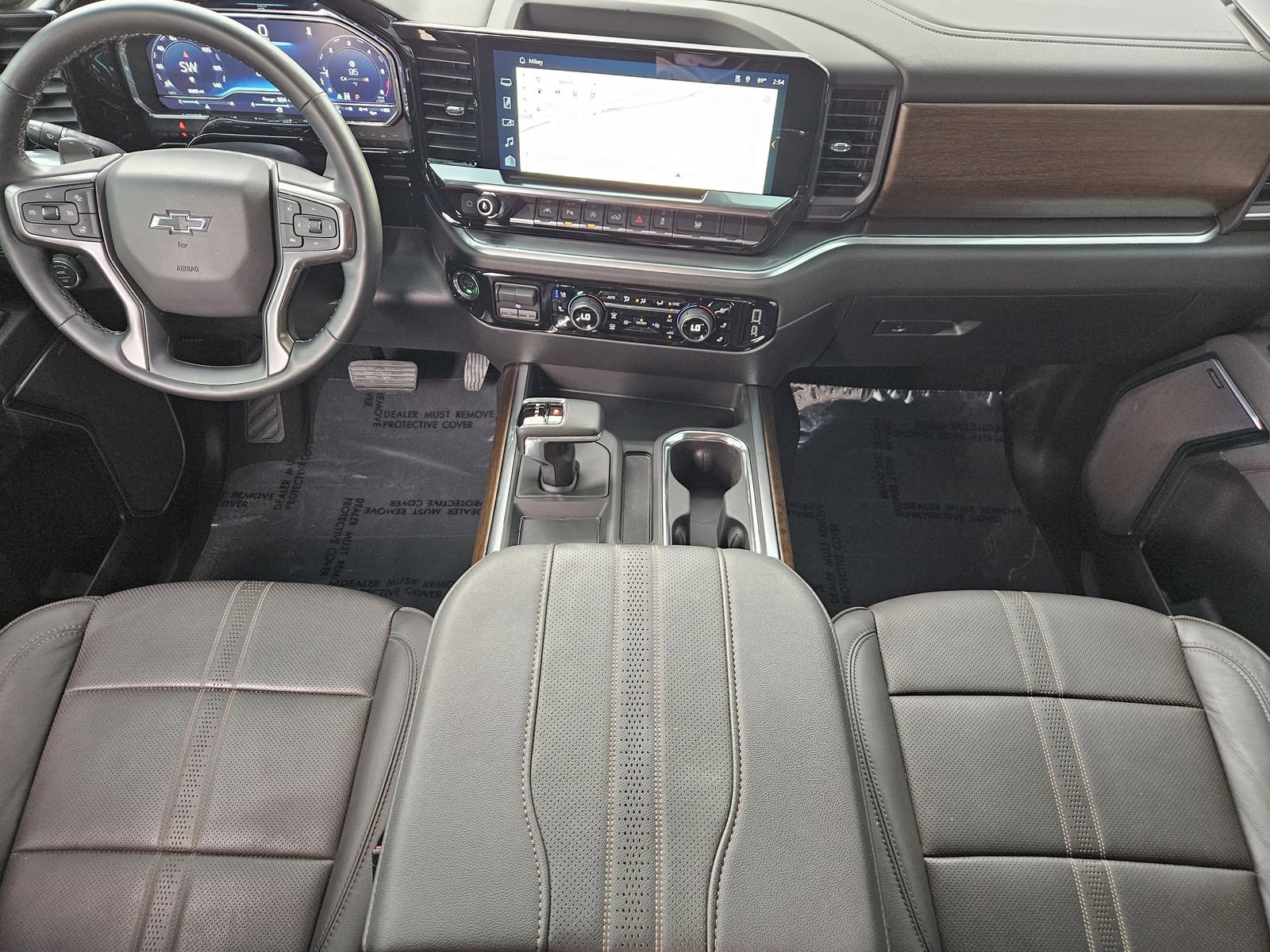 Certified 2025 Chevrolet Silverado 1500 High Country w/ Midnight Edition AWD/4WD image 30