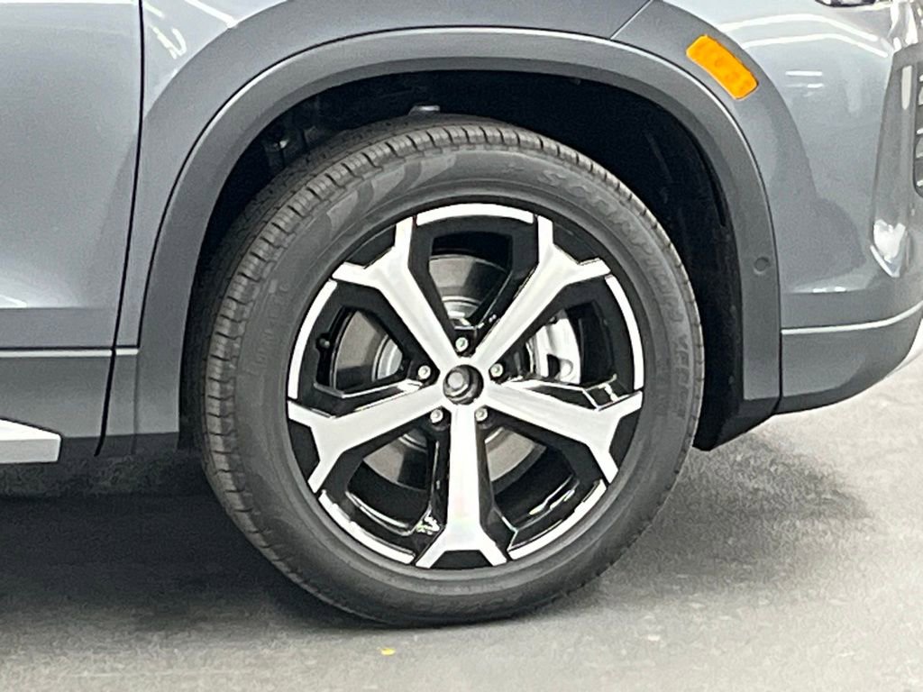 New 2026 Volkswagen Tiguan SE AWD/4WD image 41