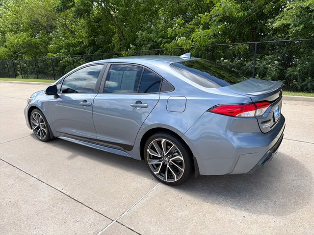 Used 2022 Toyota Corolla SE FWD image 3