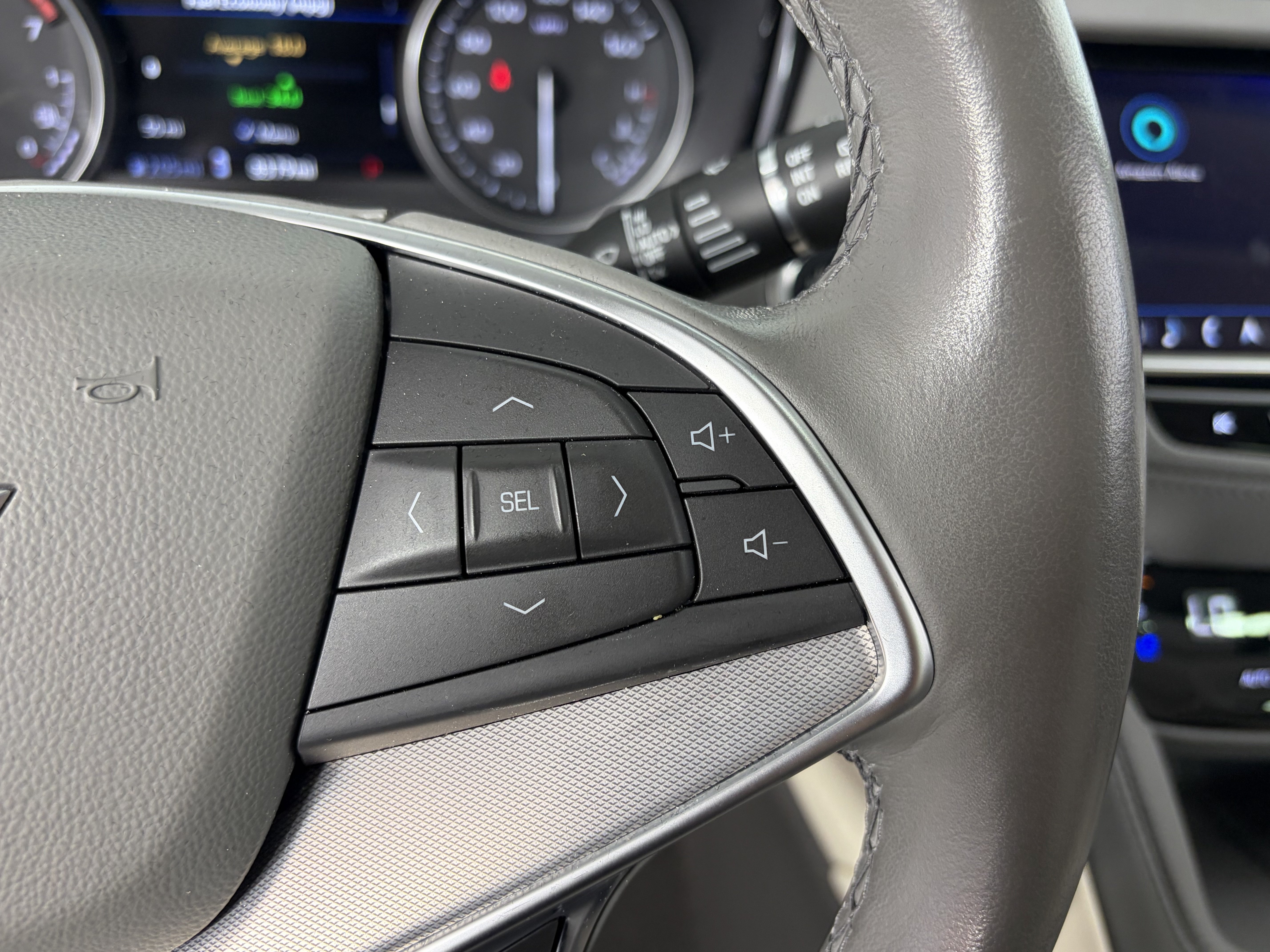 Certified 2024 Cadillac XT5 Premium Luxury w/ Technology Package AWD/4WD image 35