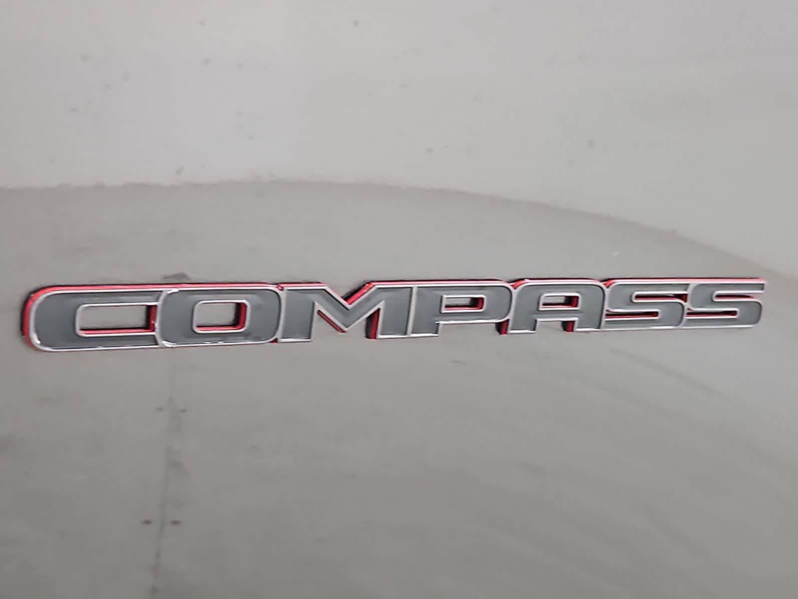 Used 2021 Jeep Compass Trailhawk AWD/4WD image 12