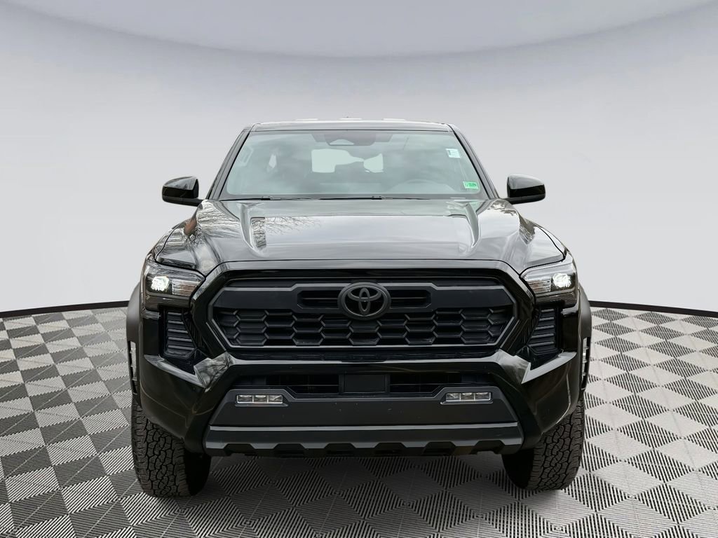 Used 2024 Toyota Tacoma TRD Off-Road image 6