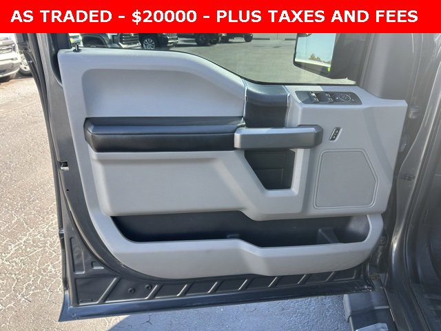 Used 2017 Ford F150 XLT image 12