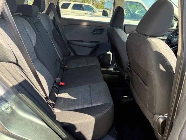 Used 2021 Nissan Rogue S image 14